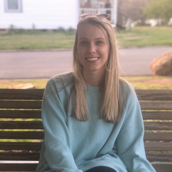 Meet your Posher, Madison - Picture 1 of 1